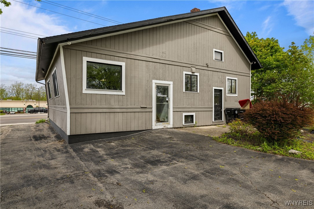 photo undefined: 6351 Transit Road, Lancaster NY 14043
