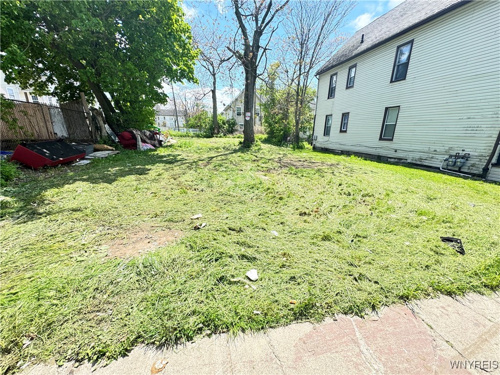 photo 2 : 81 Maryland Street, Buffalo NY 14201