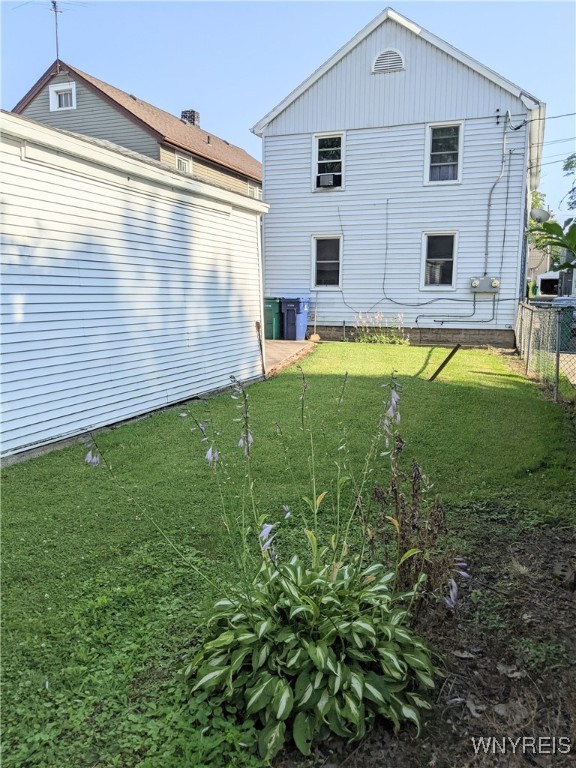 photo 2 : 264 Saint Lawrence Avenue UPPER, Buffalo NY 14216