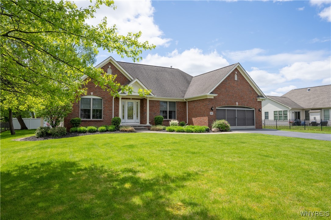 photo 2 : 5067 William Street, Lancaster NY 14086