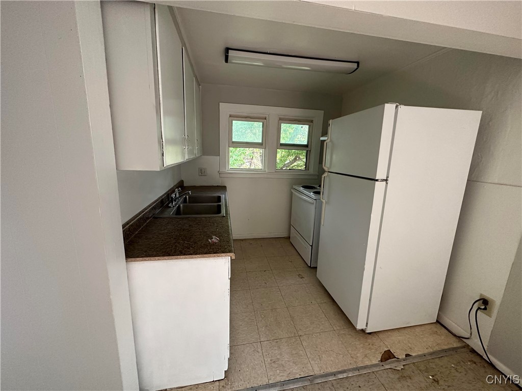 photo z6cr3lTSEtEVwvOJA9QDXOn9-Bex92BeVUddGsAIg: 113 East Lynde Street 3, Watertown City NY 13601