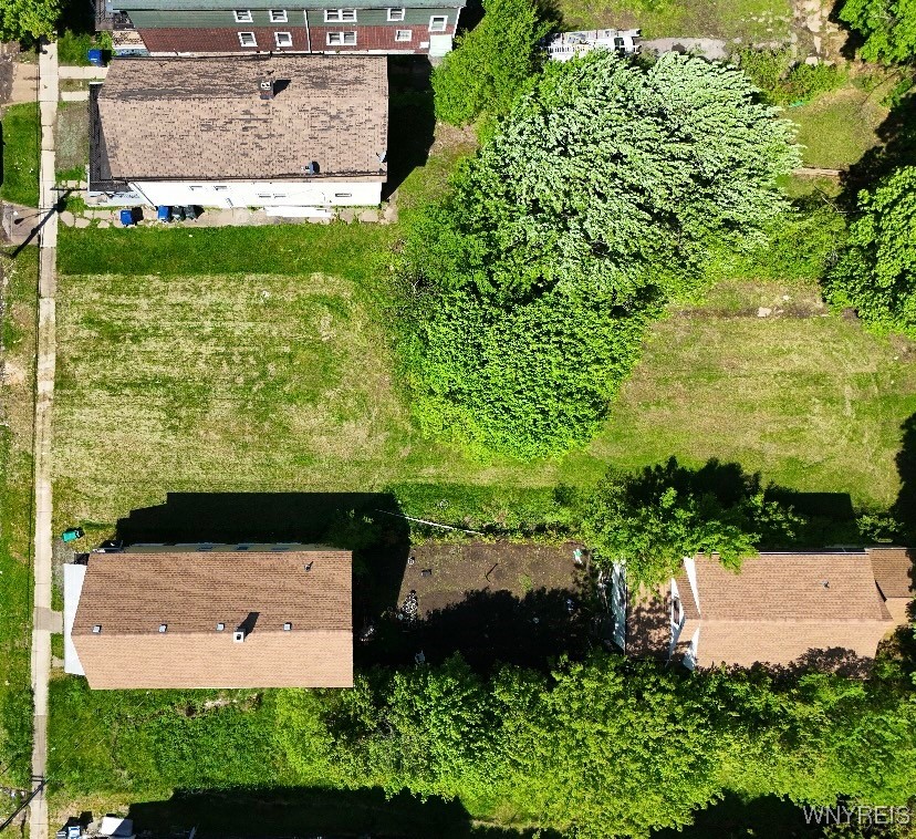 photo 3 : 50 Girard Place, Buffalo NY 14211