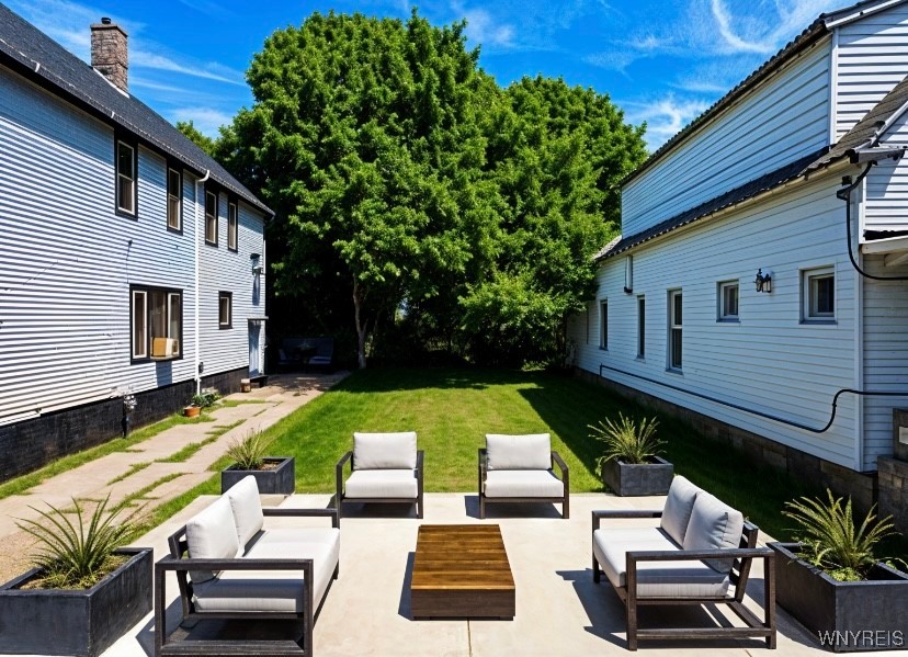 photo 1 : 60 Girard Place, Buffalo NY 14211