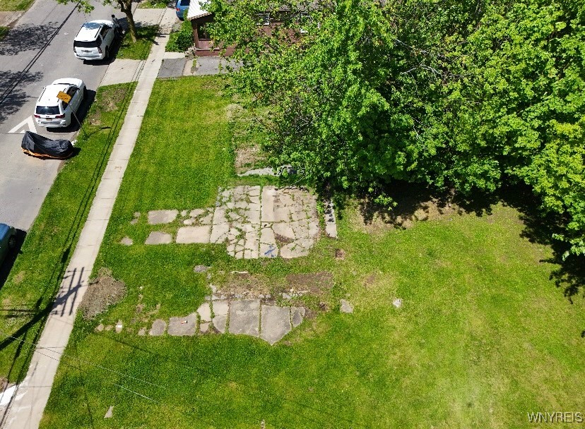 photo 3 : 90 Girard Place, Buffalo NY 14211