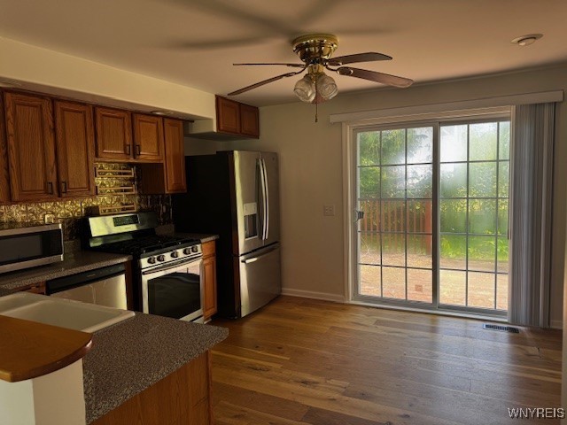 photo 1 : 21 Maple Street, Evans NY 14006