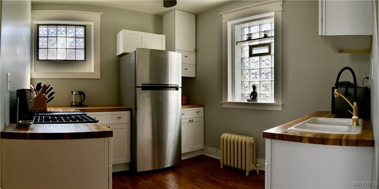 photo 3 : 54 Normal Street 2, Buffalo NY 14201