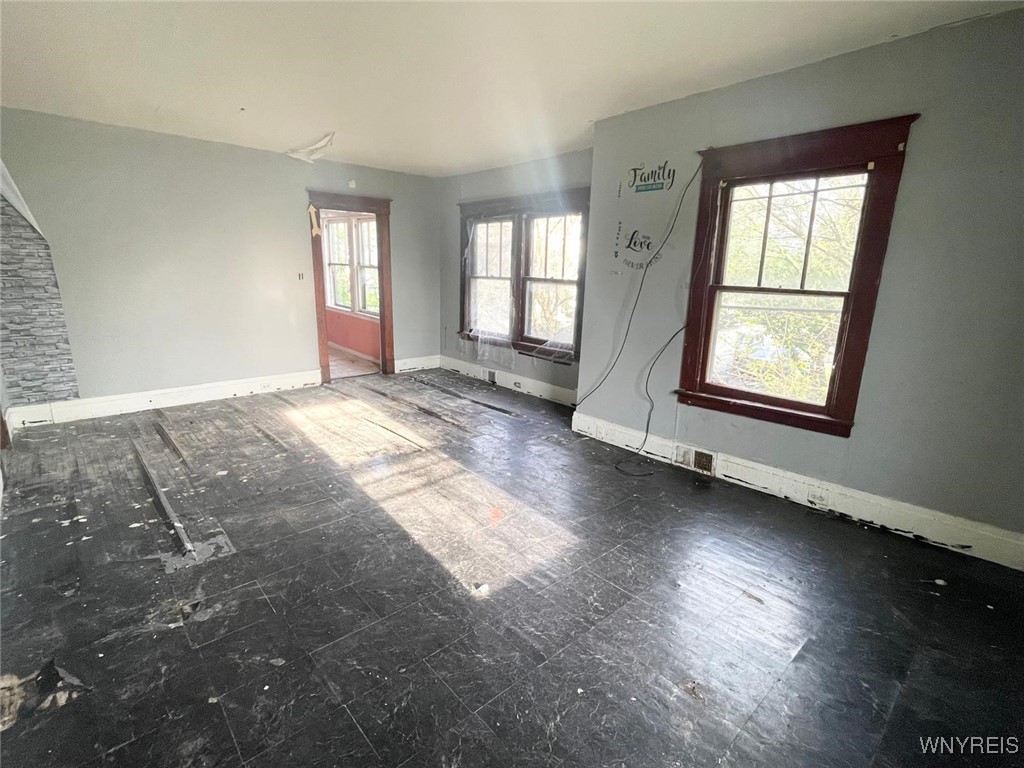 photo 3 : 115 Stratford Road, Buffalo NY 14216