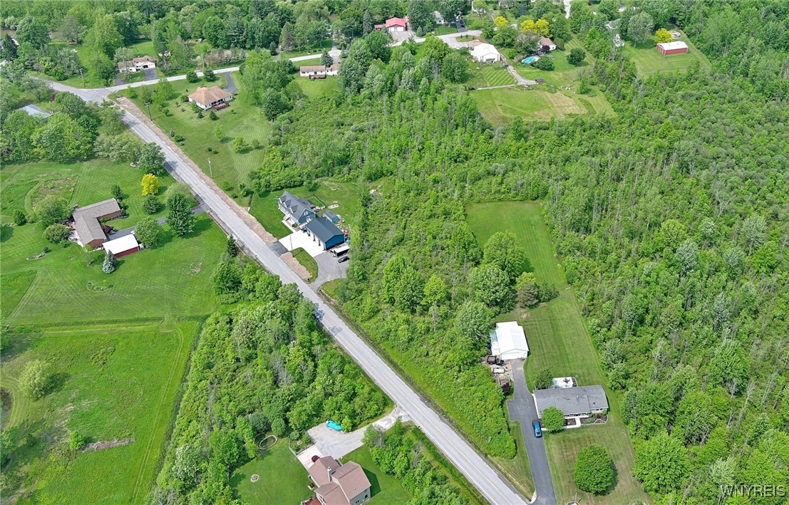 photo 2 :  Tonawanda Crk Road North, Clarence NY 14031