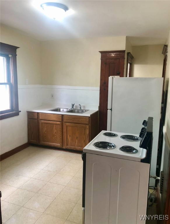 photo 3 : 11 Verdun Avenue, Buffalo NY 14214