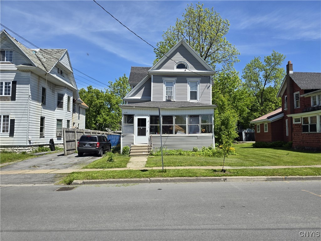 photo aFhU3p2: 919 Academy Street, Watertown City NY 13601