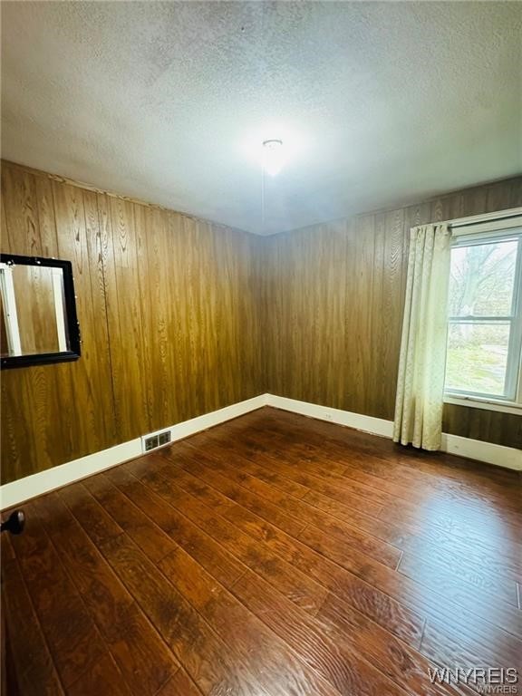 photo 4 : 239 Rodney Avenue, Buffalo NY 14214