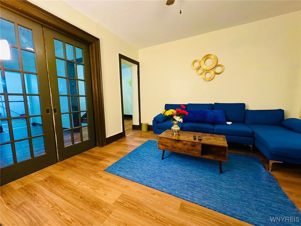 photo 3 : 1323 Whitney Avenue, Niagara Falls NY 14301