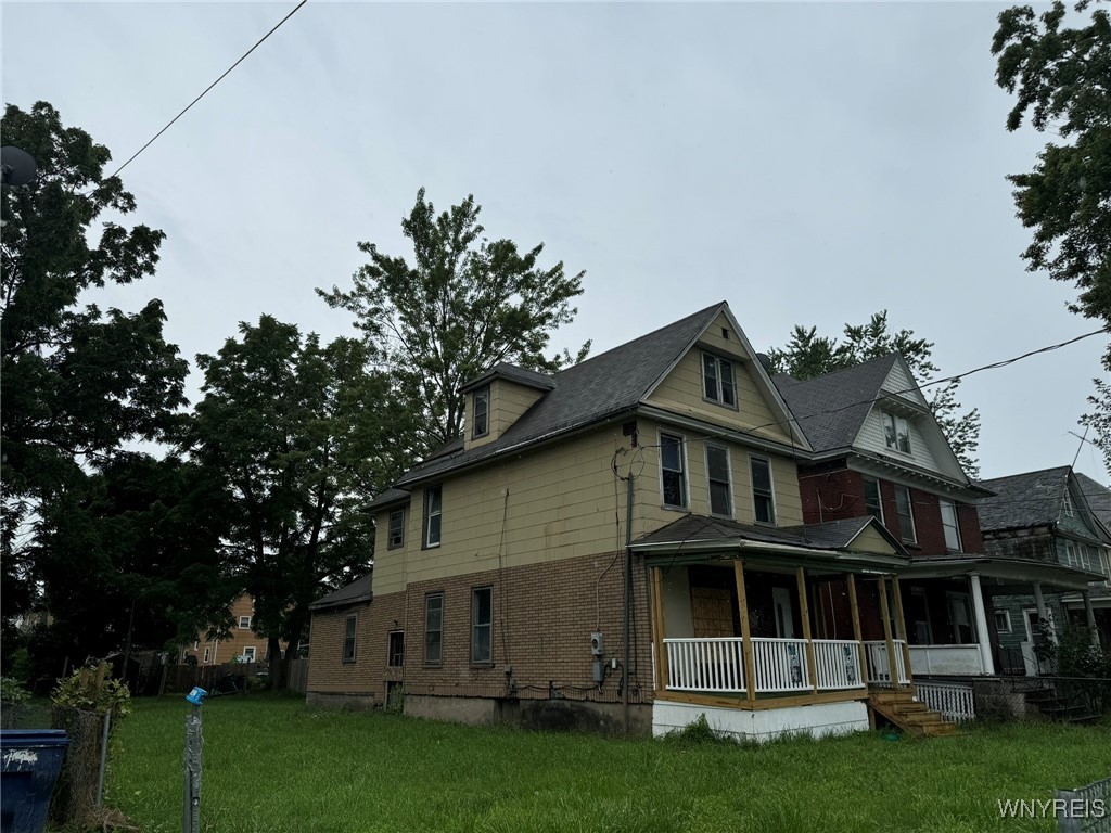 photo : 1867 Pierce Avenue, Niagara Falls NY 14301