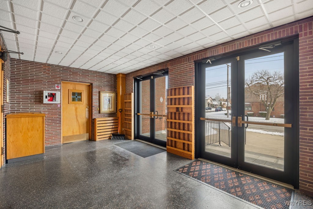 photo 2 : 2499 Independence Avenue, Niagara Falls NY 14301