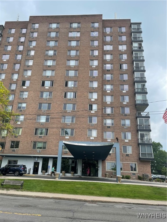 photo 0: 151 Buffalo Avenue 404, Niagara Falls NY 14303