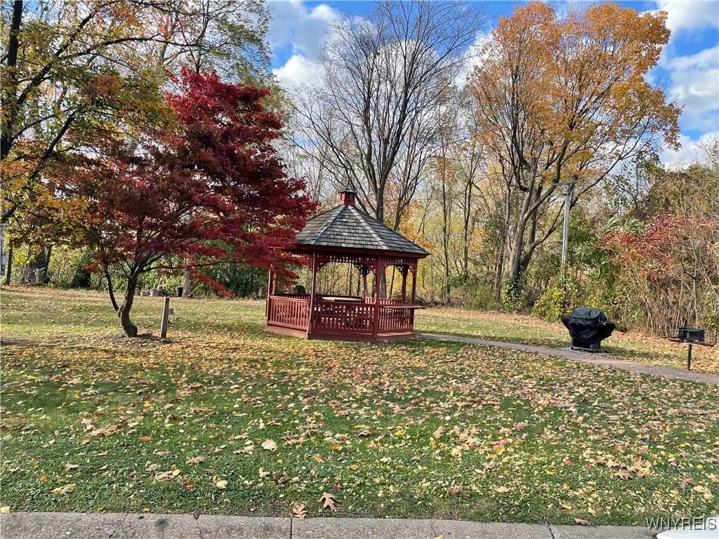 photo 3 : 151 Buffalo Avenue 404, Niagara Falls NY 14303