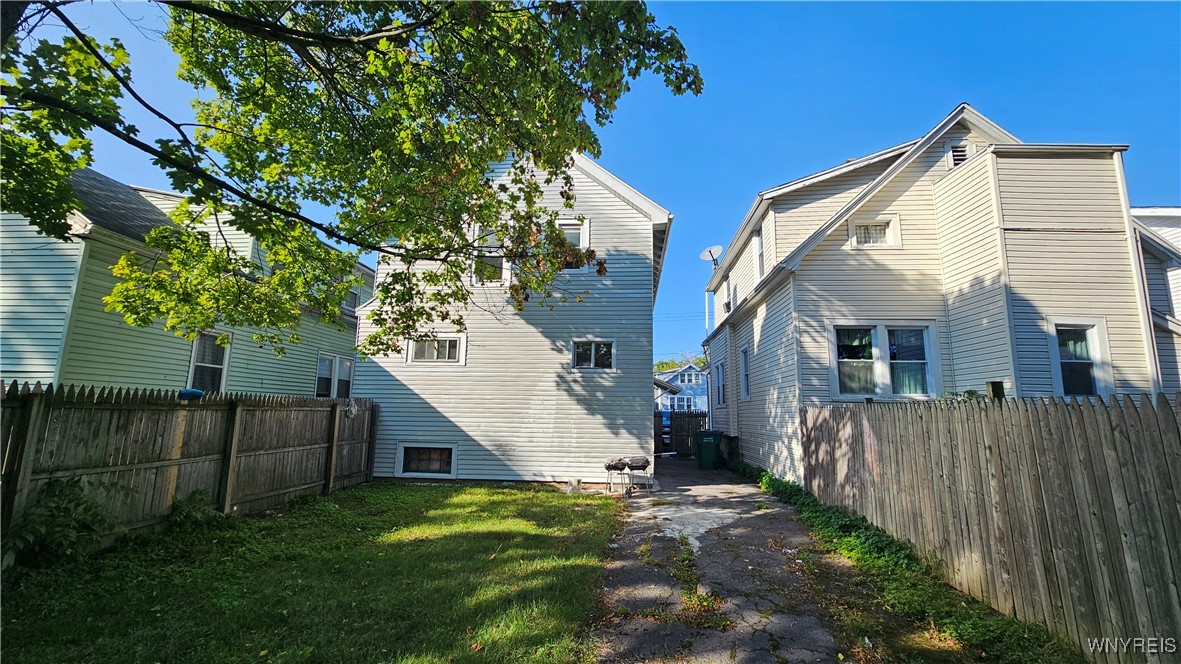 photo eCPWzE8MGBx: 341 Dartmouth Avenue, Buffalo NY 14215