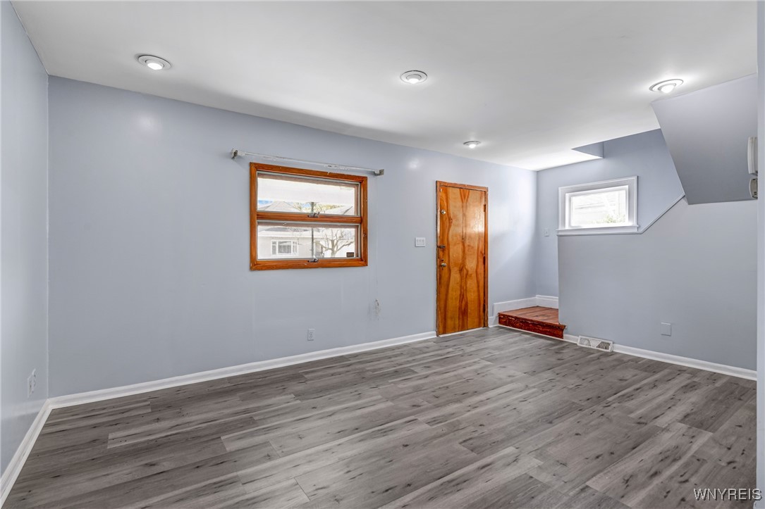 photo 4 : 46 Wilkes Avenue, Buffalo NY 14215
