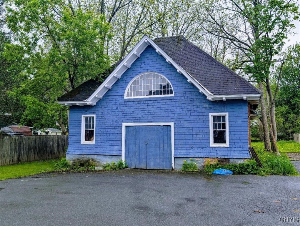 photo 3 : 116 Flower Avenue East, Watertown City NY 13601