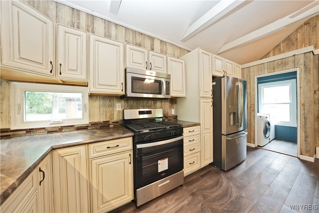 photo 4 : 5002 Armor Duells Road, Orchard Park NY 14127