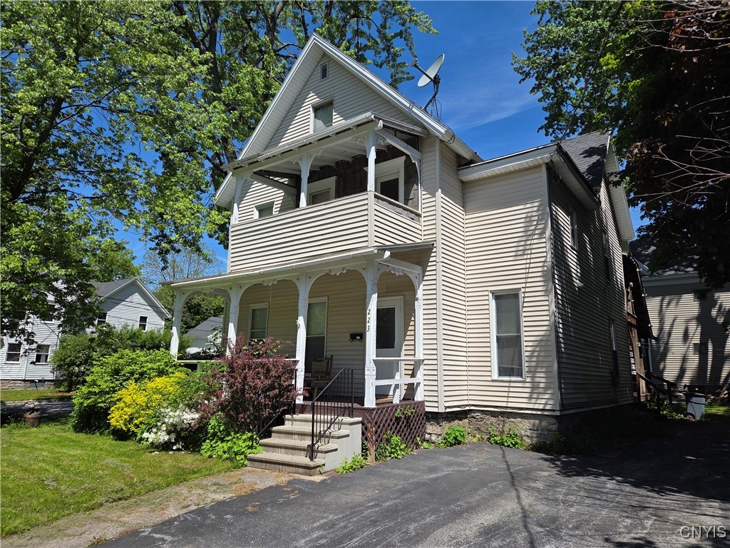 photo zeIbvAWEt80: 223 Winslow Street, Watertown City NY 13601
