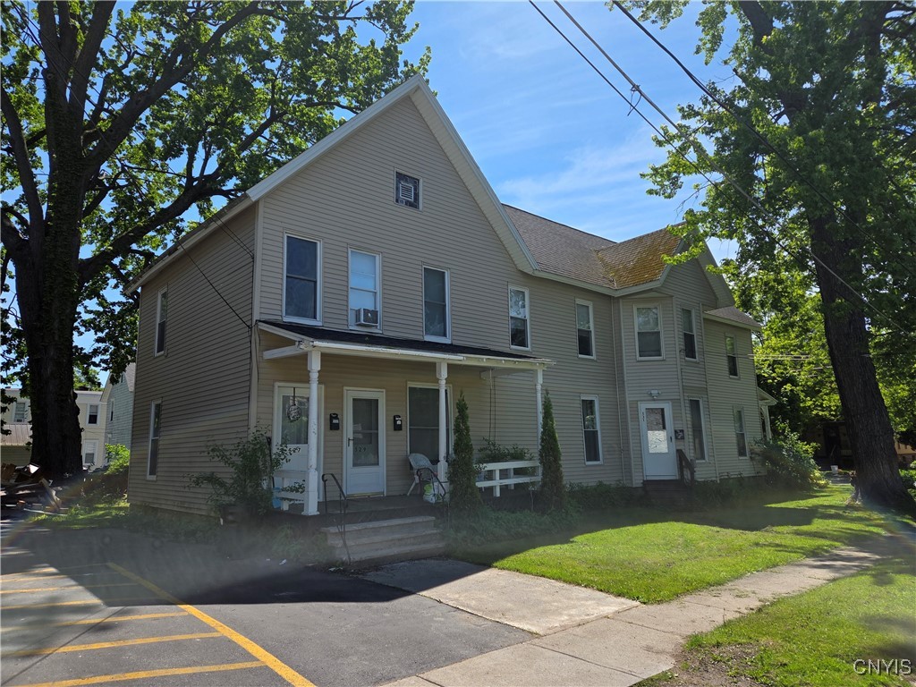photo B8tYvUJOMoz1BpNKxZbLVKQiBubYMk3CE: 223 Winslow Street, Watertown City NY 13601