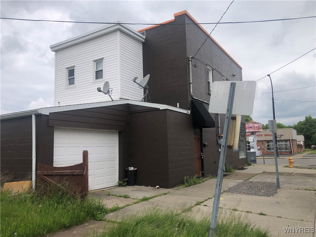 photo 4 : 2627 Pine Avenue, Niagara Falls NY 14301