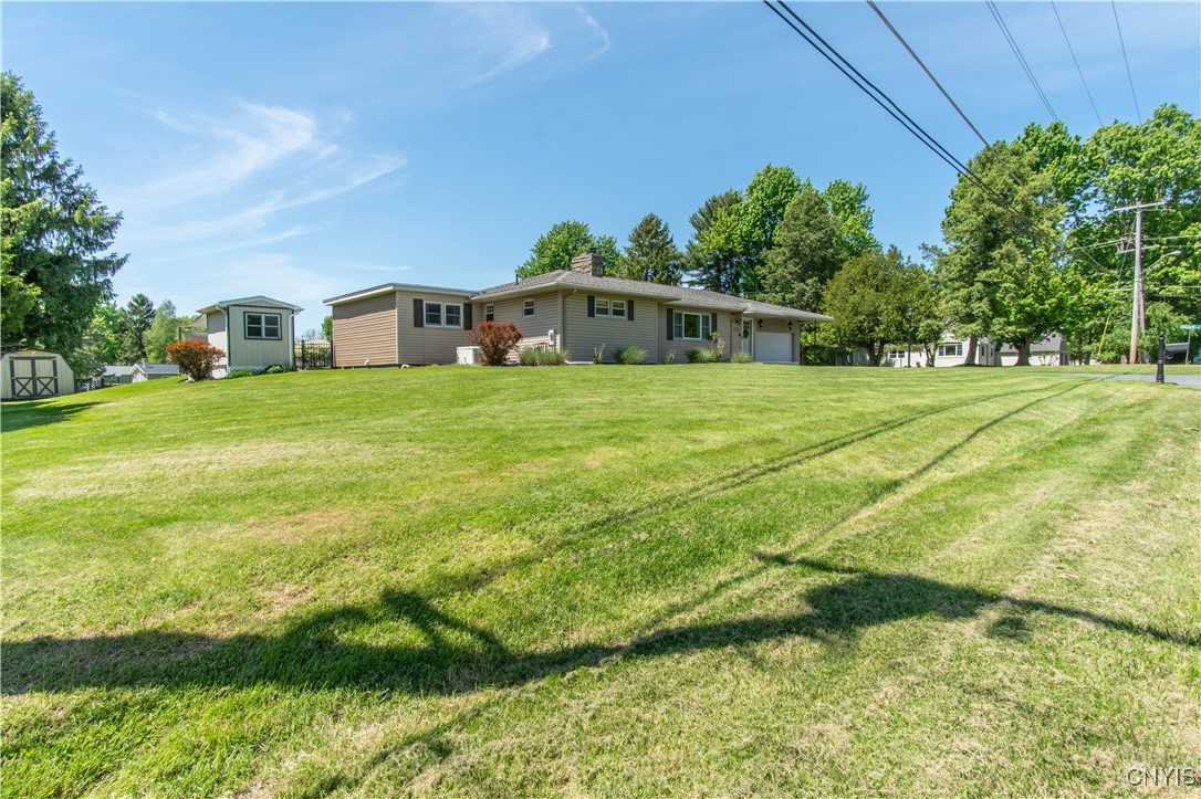 photo 3 : 22070 Sunset, Watertown Town NY 13601
