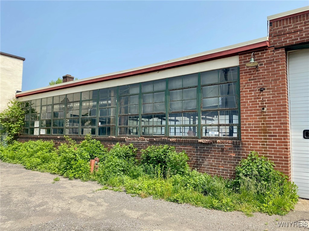 photo 3 : 8698 South Main Street, Eden NY 14057
