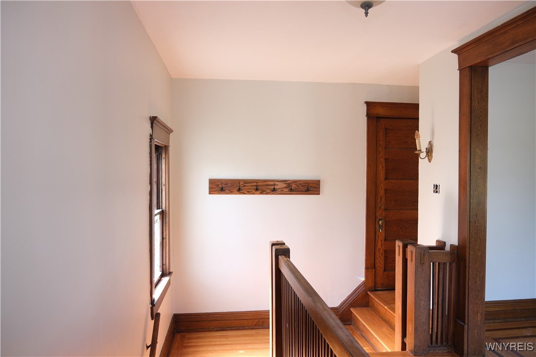 photo undefined: 422 Huntington Avenue Upper, Buffalo NY 14214