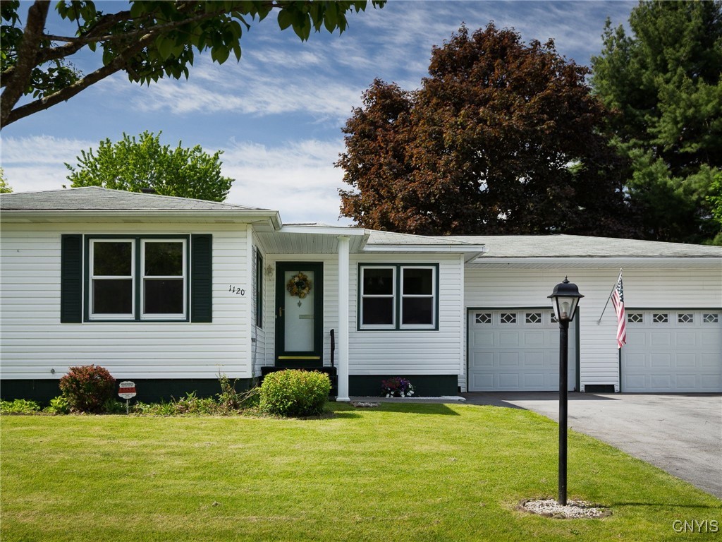 photo 1 : 1120 Temple Street, Watertown City NY 13601