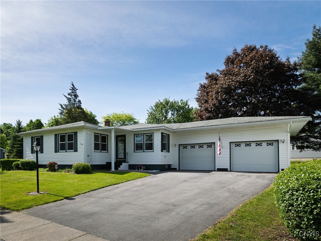 photo 2 : 1120 Temple Street, Watertown City NY 13601
