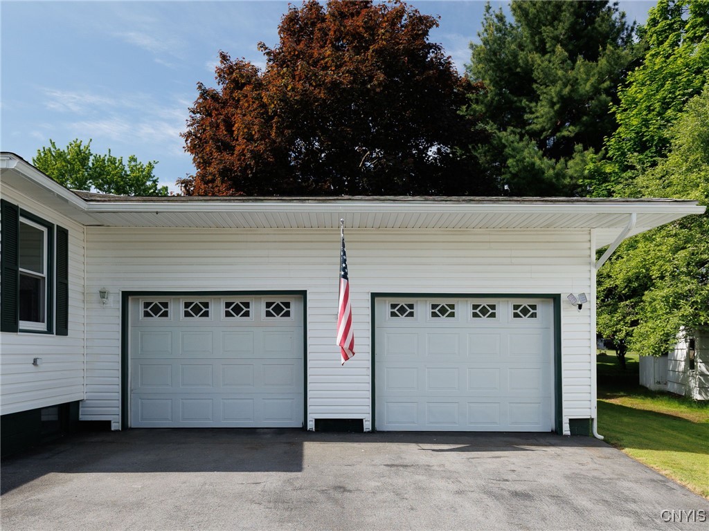 photo 3 : 1120 Temple Street, Watertown City NY 13601