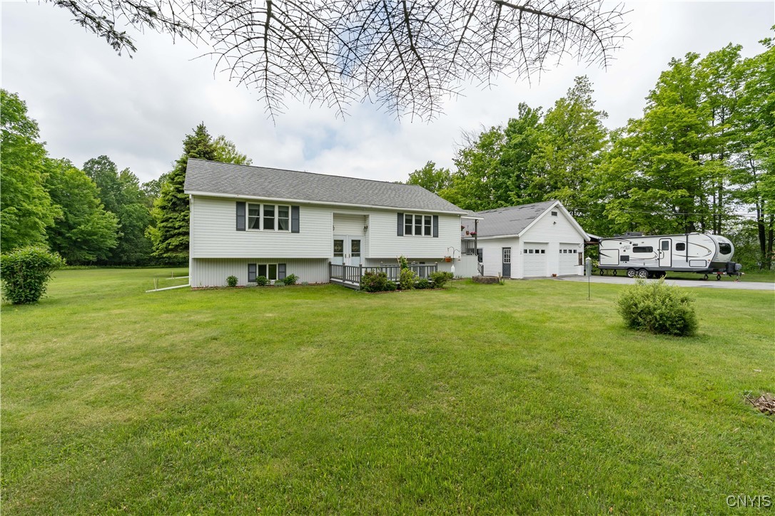 photo oFASBwU9bgypnthpp8JFSoDw0lj8gURyj61M: 16995 Ives St Road, Watertown Town NY 13601