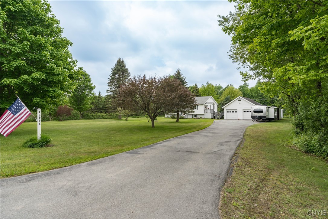 photo 2 : 16995 Ives St Road, Watertown Town NY 13601