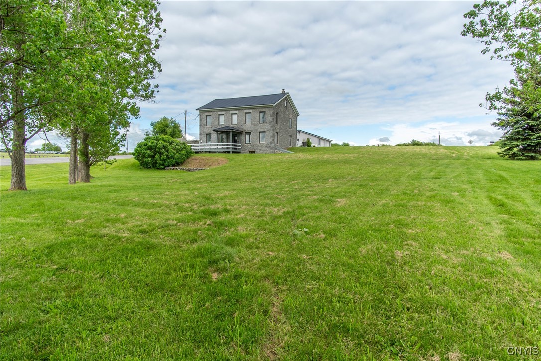 photo Q9b6XhhpCKoY: 24401 Cheever Road, Pamelia NY 13601