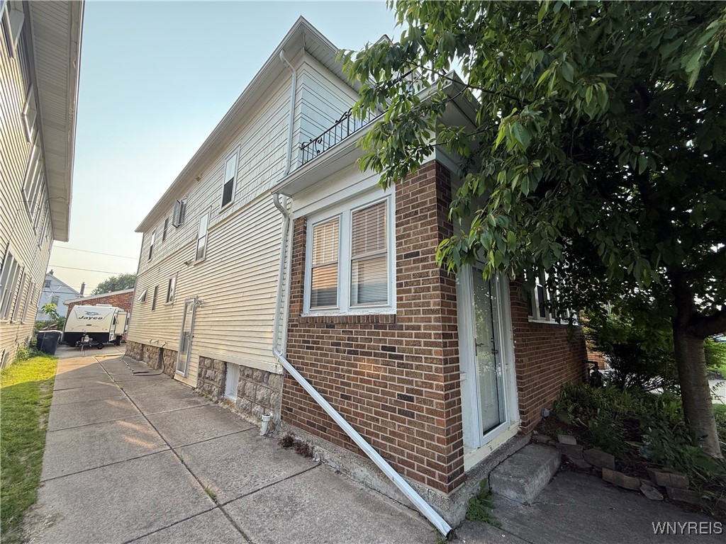 photo U19ltXGQEBAgpY6DBKgdh1vslohyZT74xG523sg: 46 Cunard Road, Buffalo NY 14216