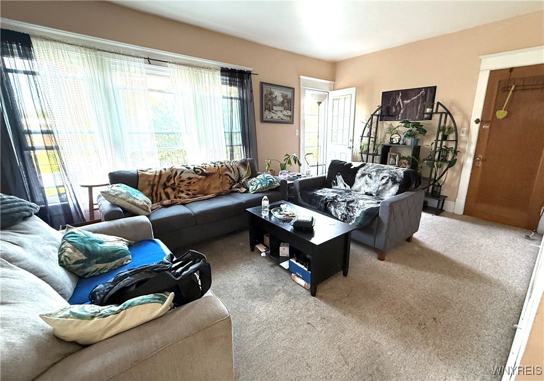 photo 4 : 46 Cunard Road, Buffalo NY 14216