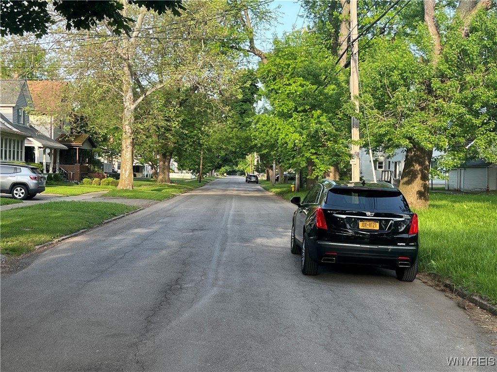 photo 3 : 215 58th Street, Niagara Falls NY 14304