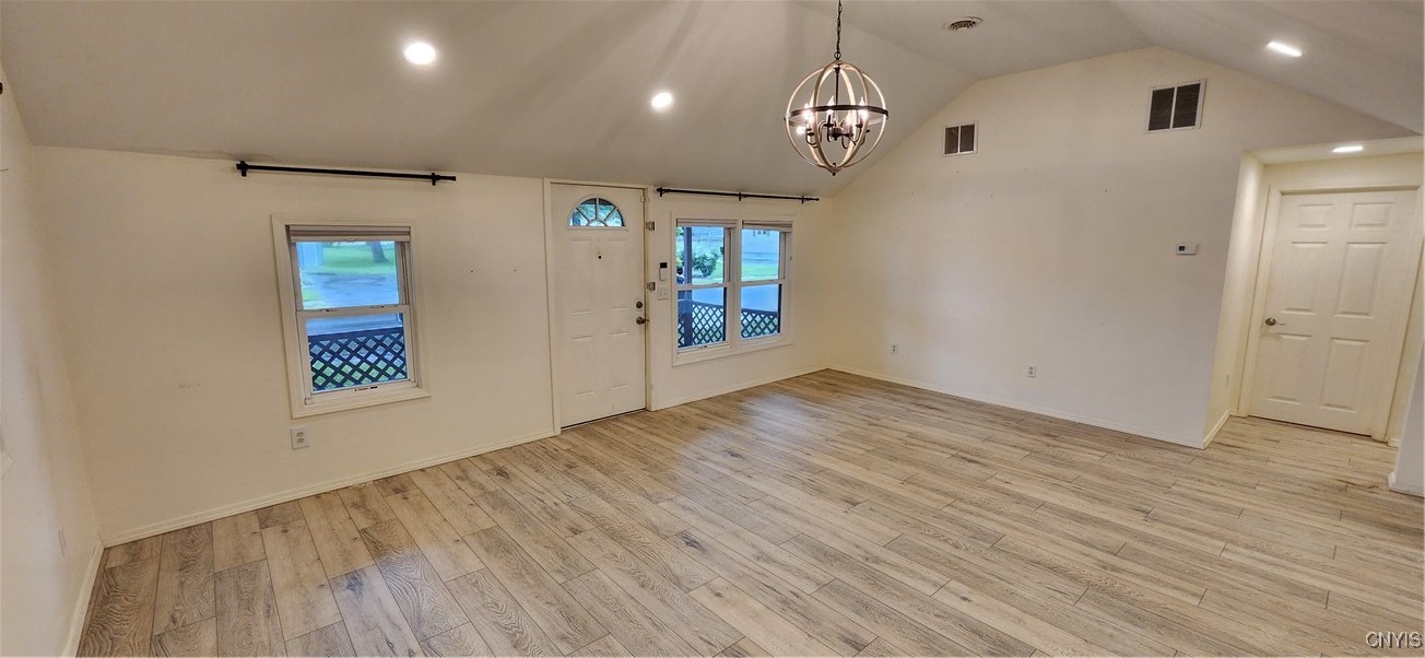 photo 3 : 706 Lawrence Street, Watertown City NY 13601