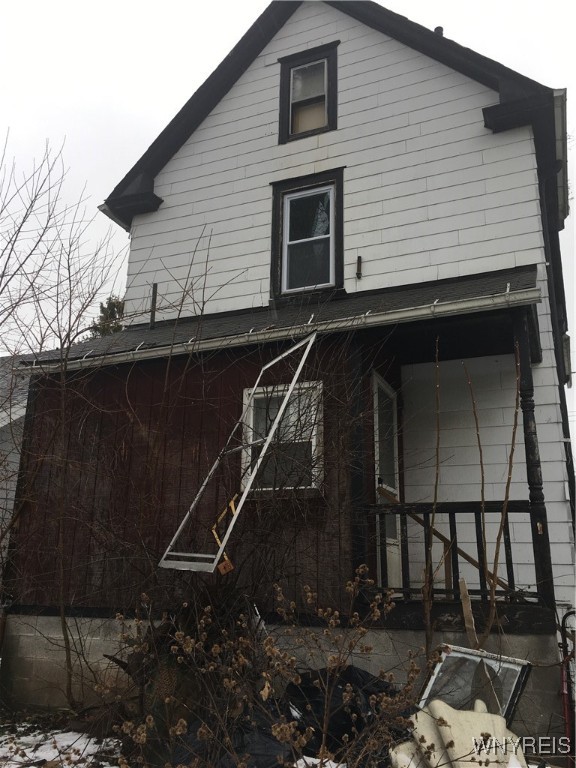 photo 1 : 1849 Niagara Avenue, Niagara Falls NY 14305