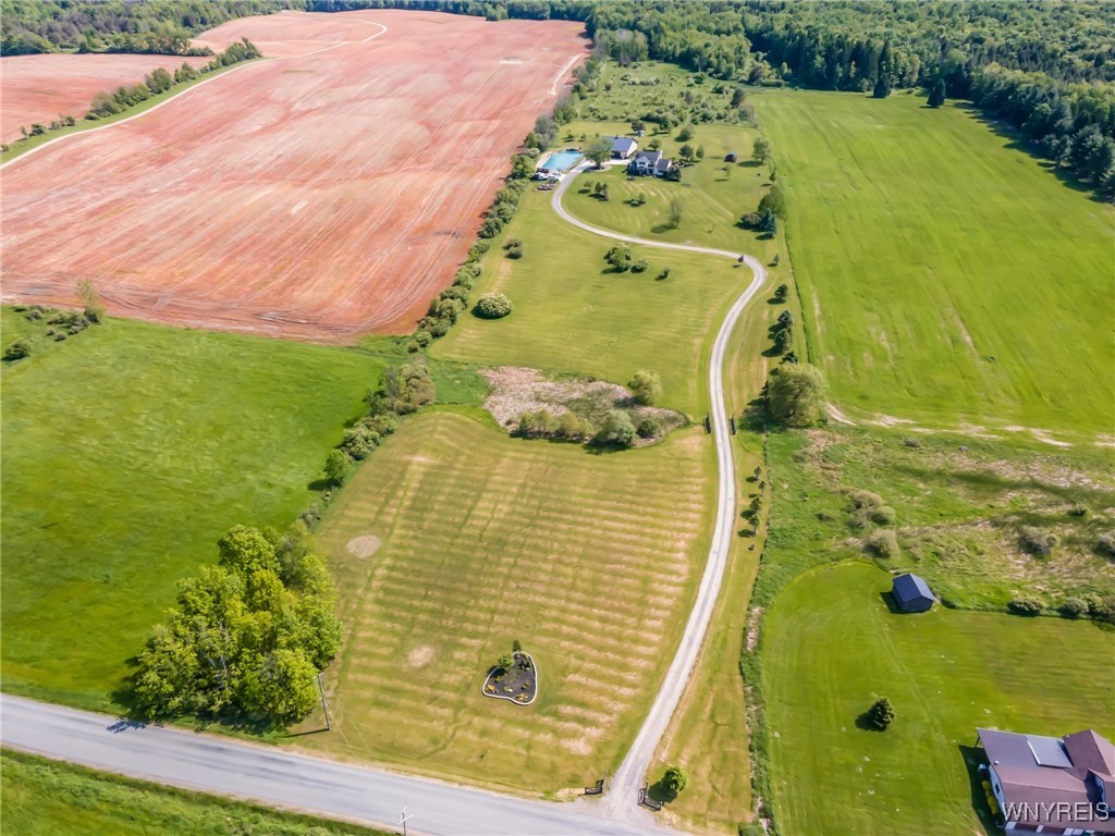 photo undefined: 13373 Day Road, Holland NY 14080