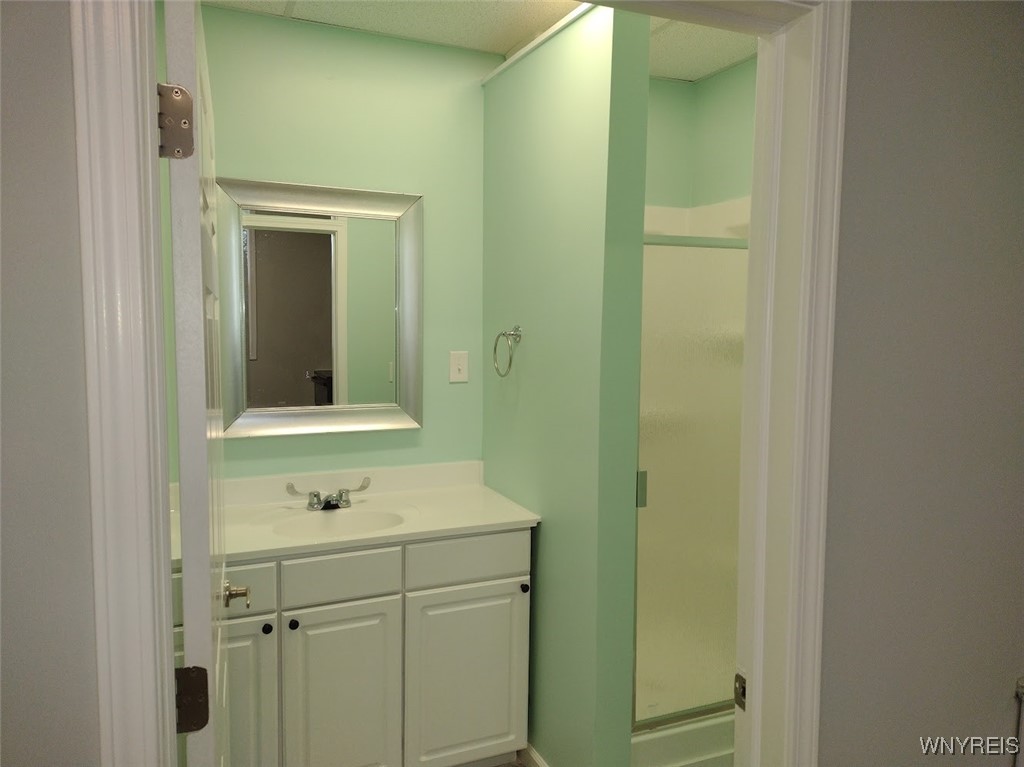 photo 3 : 2901 South Park Avenue, Lackawanna NY 14218