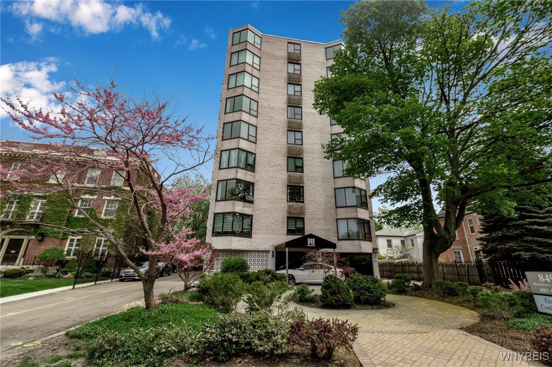 photo AdDc9aPRA3Rmy3MhC-5gxKVjtK1Pqc: 849 Delaware Avenue 205, Buffalo NY 14209