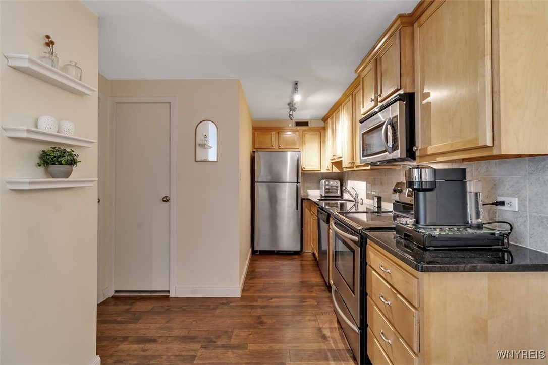 photo 1 : 849 Delaware Avenue 205, Buffalo NY 14209