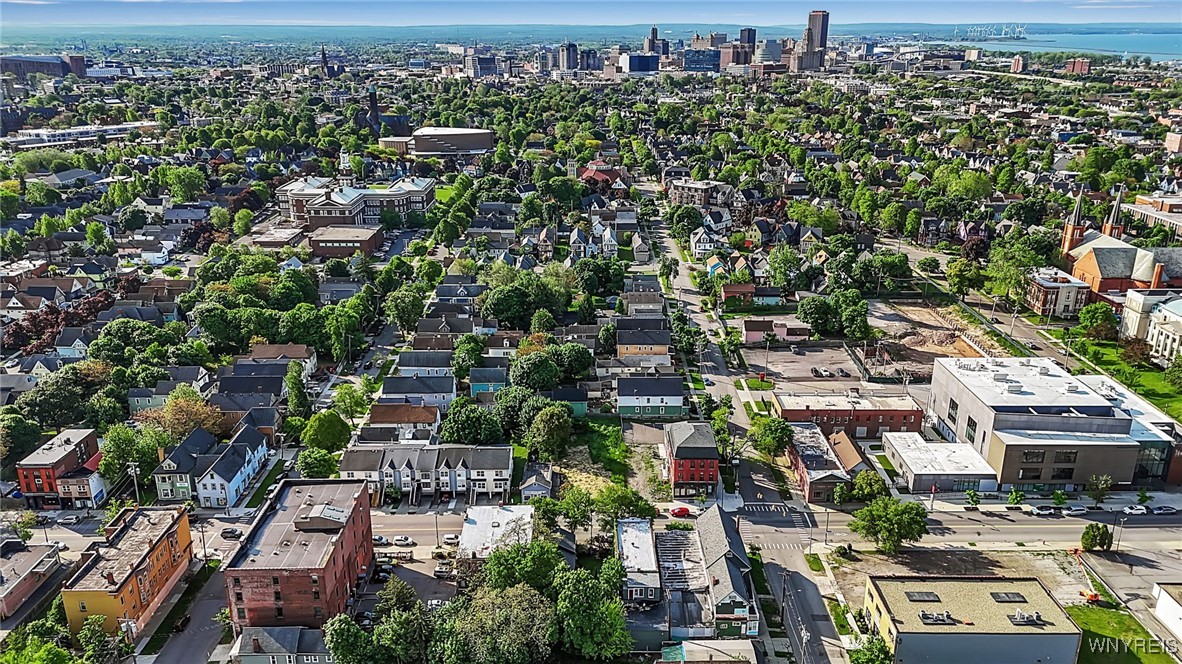 photo 3 : 329 Connecticut Street, Buffalo NY 14213