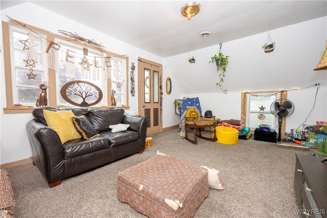 photo 4 : 58 Bird Avenue, Buffalo NY 14213