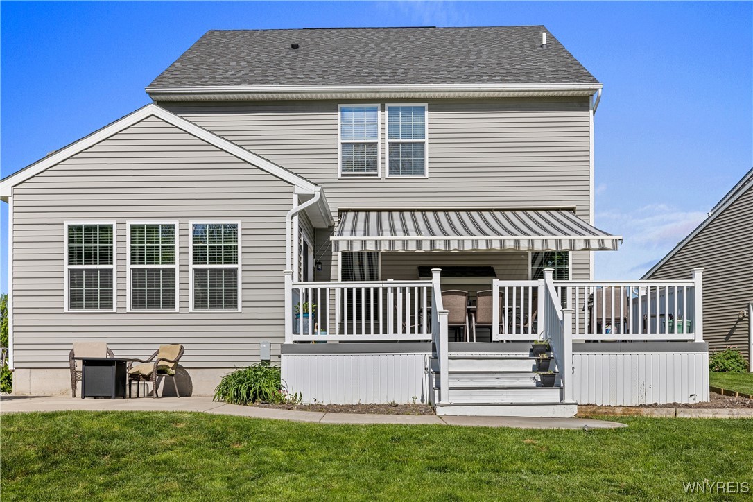 photo undefined: 1 Skylark Lane, Wheatfield NY 14304