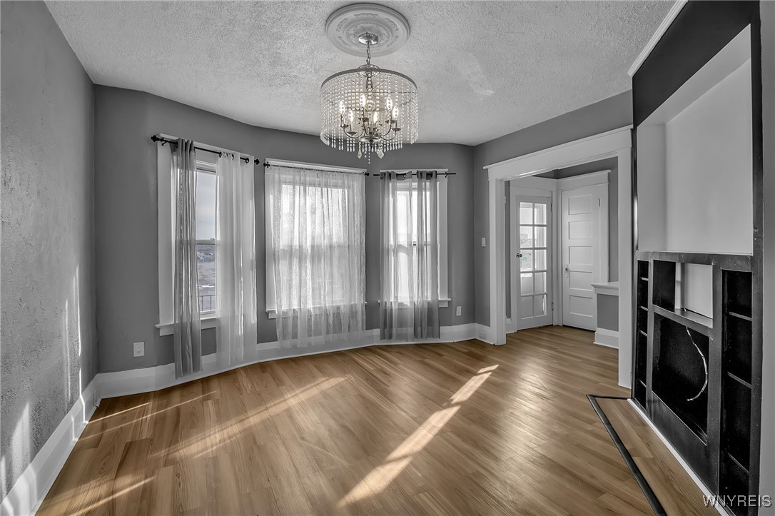 photo 2 : 990 Hertel Avenue, Buffalo NY 14216