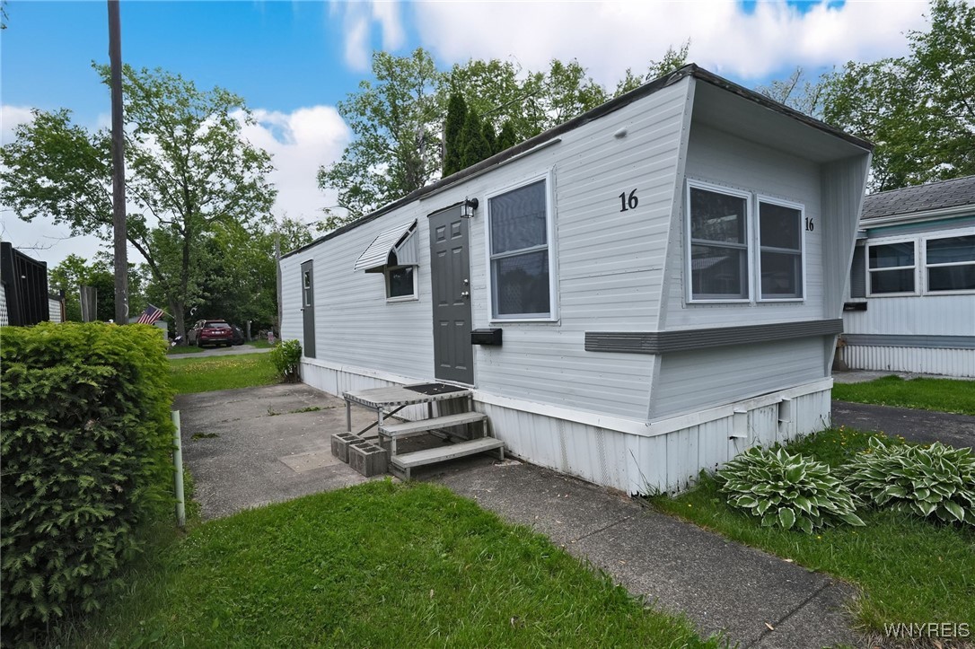 photo 2 : 5910 Transit Road 16, Cheektowaga NY 14043